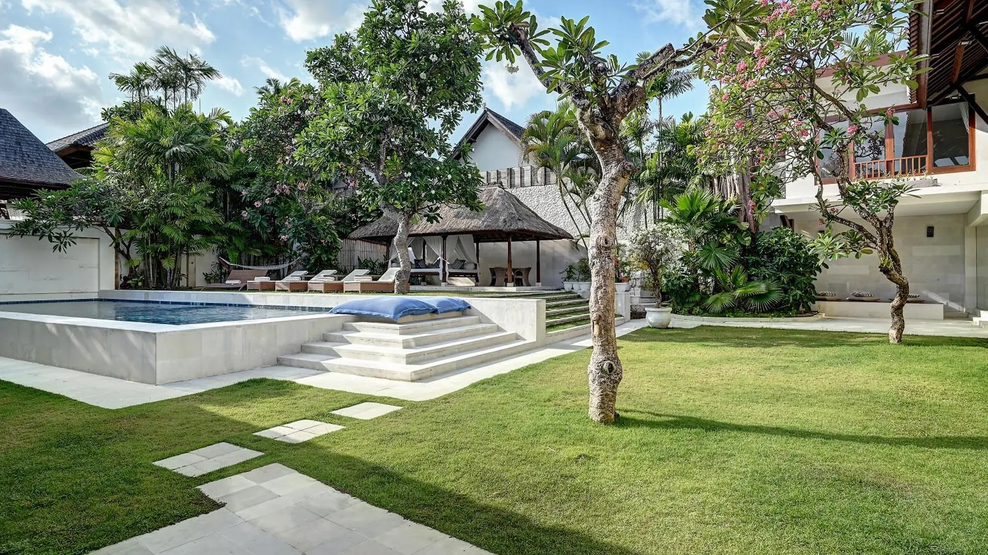 הוילה סמיניאק Casa Evaliza By Elite Havens 0*,